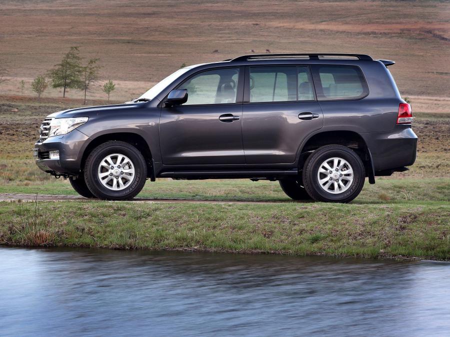  Toyota Land Cruiser 200 VX 2007 года  (ZA) (фото 10 из 19)